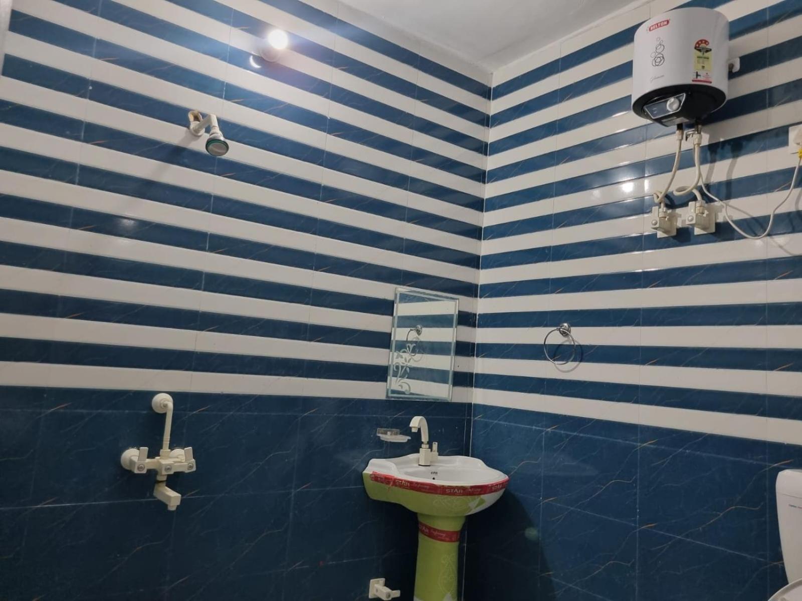 Vrindavan Bhakti Bhavan- Near Prem Mandir By Mukund Hotel Bagian luar foto