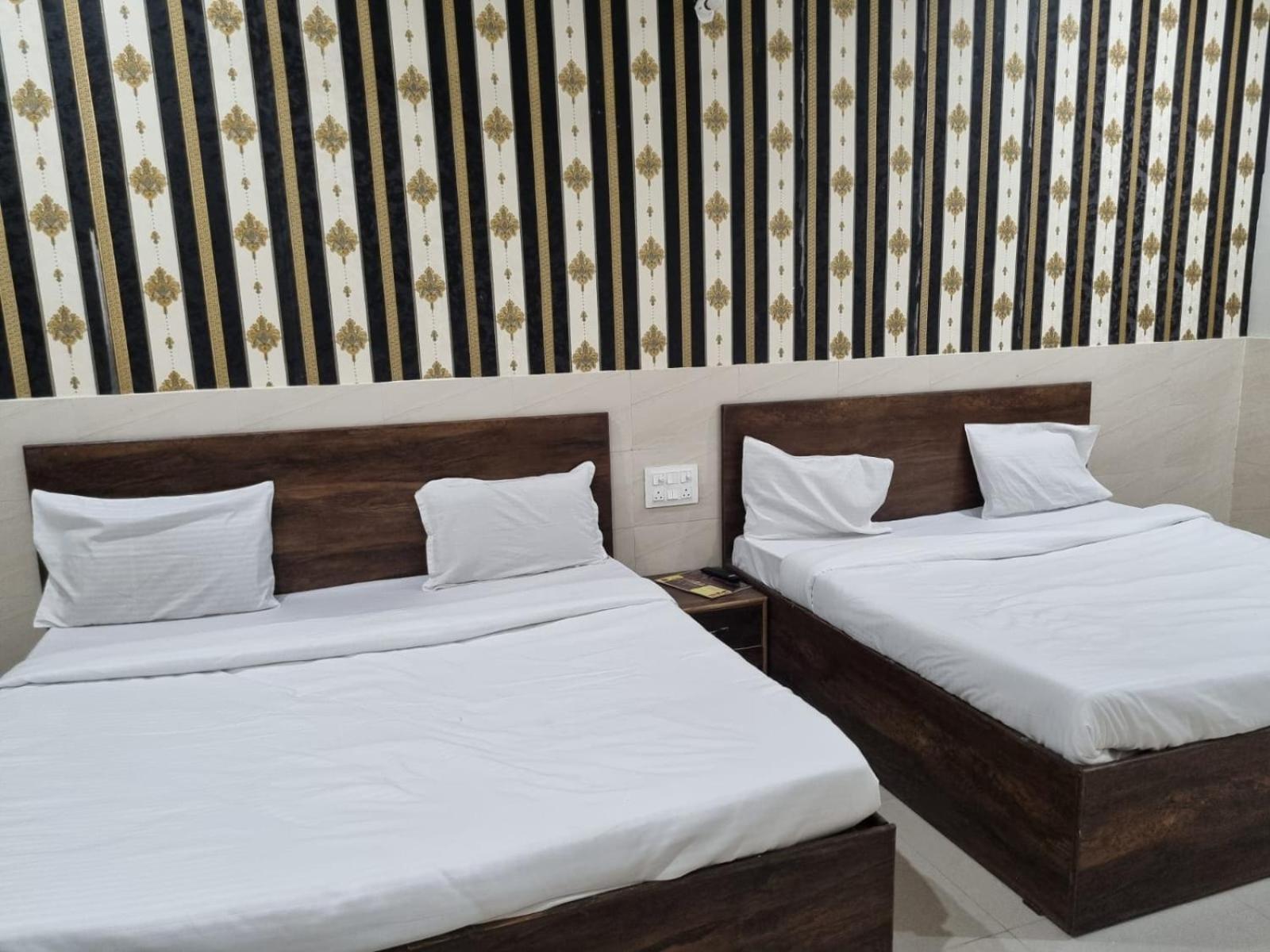 Vrindavan Bhakti Bhavan- Near Prem Mandir By Mukund Hotel Bagian luar foto